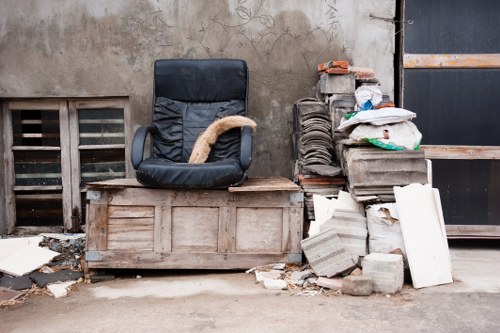 Monitoring, updates and secure checkout for Business Waste Removal in Hackney